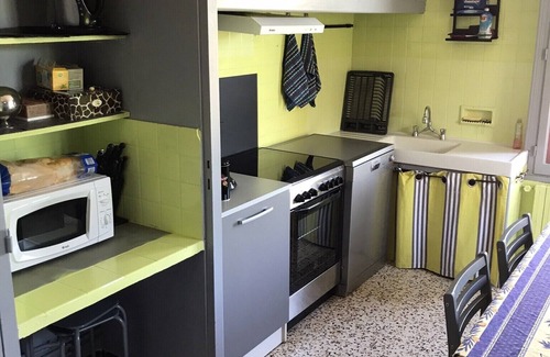 Arles Apartamento | EN VILLA, APARTAMENTO TODO COMODO CON PARKING.