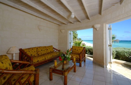 Silver Sands Casa | Inchcape Seaside Villas justo en Silver Sands Beach - House Sunrise