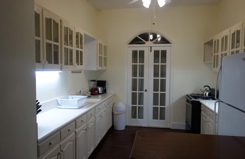 Silver Sands Casa | Inchcape Seaside Villas justo en Silver Sands Beach - 2 dorm. Patio de la casa,
