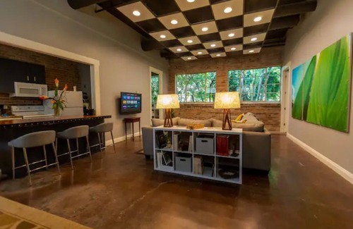 Laurel Apartamento | Incognito #3 : located 1 block from The Scotsman