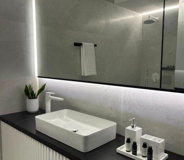 Markopoulon Apartamento | INCORSΟ - Smart Luxury Stay - Athens Airport - PassCode Late Check In