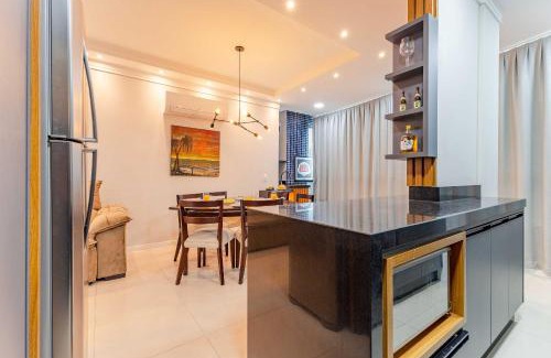 Bombas Apartamento | Incrível apartamento com piscina em Bombas