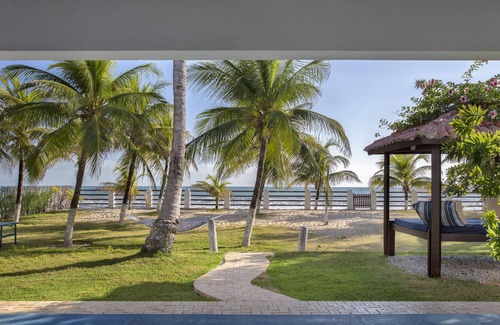 Taiba Villa | Increíble casa frente al mar con personal y excelentes vibraciones!
