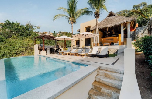 Higuera Blanca Casa | Incredible 3-bedroom Beachfront house Sayulita. Chef & Housecleaner included.