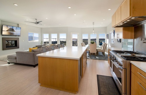 Morro Bay Casa | Incredible Bayfront High End Custom Home! Views!