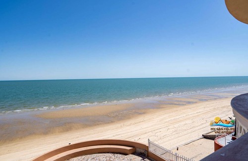 Villas de Las Palmas Condominio | Incredible Beach front Las Palmas Condo # 2
