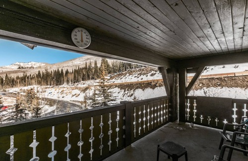 Salt Lake Mountain Resorts Condominio | Cozy 2-bedroom ski-in/ski-out condo at Solitude
