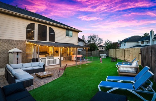 Spring Casa | Incredible home, has it all & close to everything.
