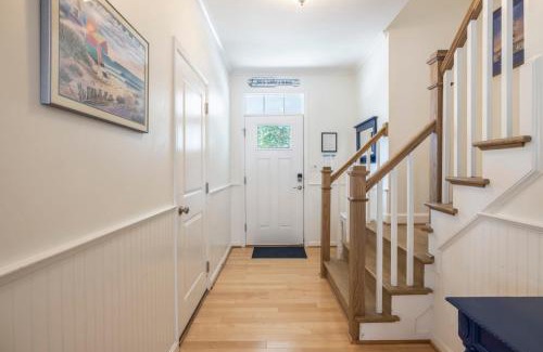 Northeast Virginia Beach Casa | Incredible Location