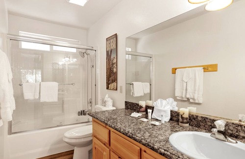 Summit Estates Cabina | Cabin St Moritz Resort Cabin~ Walk to Resort Lift~