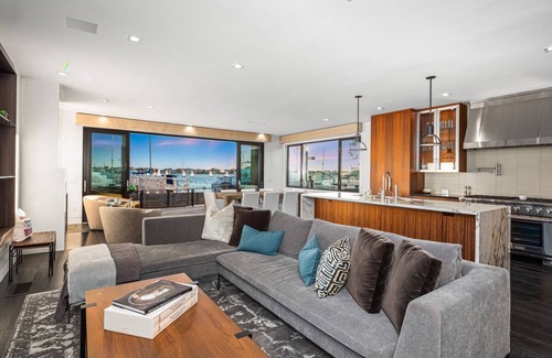 Balboa Island Casa | Incredible Opportunity to Experience Premier South Bayfront Corner Lot and Duffy
