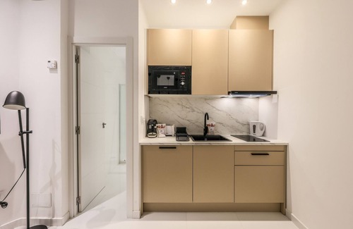 Las Acacias Apartamento | Increíble apartamento reformado de diseño 3ºI-D