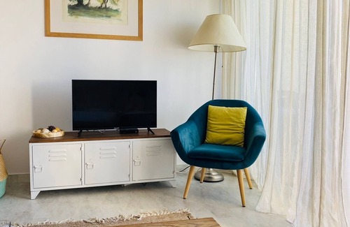 Ajaccio Apartamento | Incredible sea view - close to the beach - F3 - sleeps 5 - Route des sanguinaires