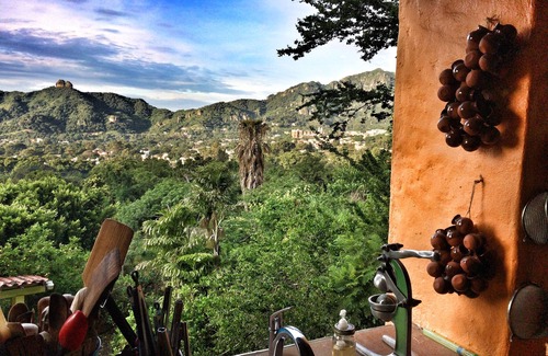 Tepoztlan Casa | Vistas increíbles en este retiro culinario - hogar del famoso chef Ana