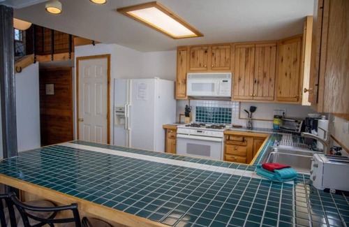 Red Lodge Casa | Incredible Views - Sleeps 19 People- Perfectly Situated Between Red Lodge Mountain and Downtown!