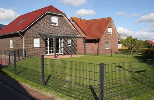Eilsum Casa | Inda - Dog-friendly vacation home (100sqm) with sauna, fireplace and garden