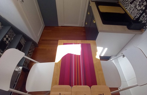 Nouvelle Ville Alquiler De Eote | Independent apartment on barge with terrace near the city center