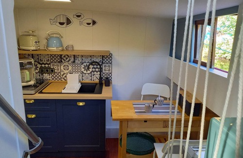 Nouvelle Ville Alquiler De Eote | Independent apartment on barge with terrace near the city center