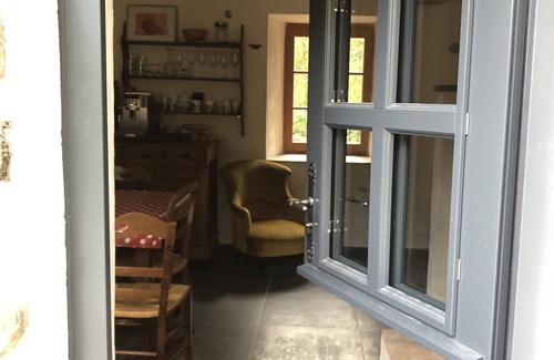 Mosset Casa | Independent gîte / 14th century forge. Nature, freshness, sun & natural bath.