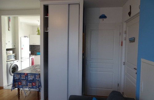 Penmarch Apartamento | Estudio de 31m2 (1 a 3 personas) con jardín cerrado y estacionamiento; 800m de la playa Ste