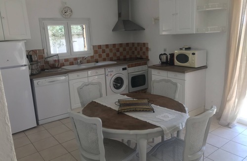 Olmeto Villa | Independiente Villa Olmeto