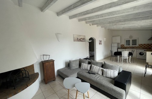 Olmeto Villa | Independiente Villa Olmeto