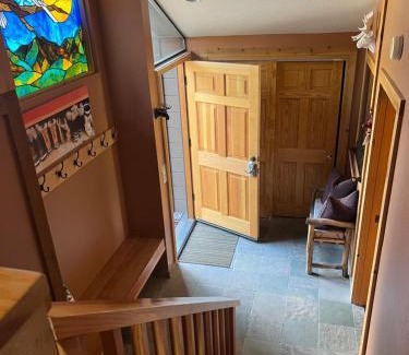 Truckee Casa | Indian Hills Gem Awaits