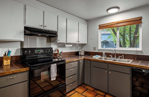Steamboat Springs Casa | Se admiten perros, 3 dormitorios en Core Trail, vistas!