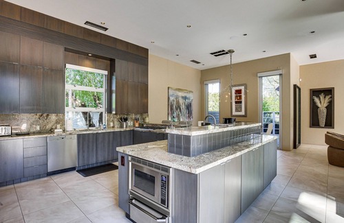 Indian Wells Villa | Indian Wells Country Club: Panoramic Mountain View / Pool with waterfall