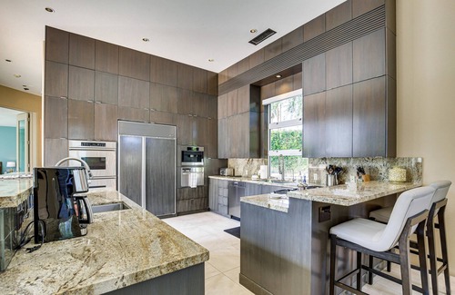 Indian Wells Villa | Indian Wells Country Club: Panoramic Mountain View / Pool with waterfall