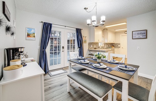 Town of Pines Casa | Indiana Dunes Home w/ Gas Grill: 1 Mi to Beach!