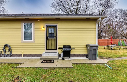Indianapolis Cabaña | Indianapolis Home w/ Fire Pit: 3 Mi to Downtown!