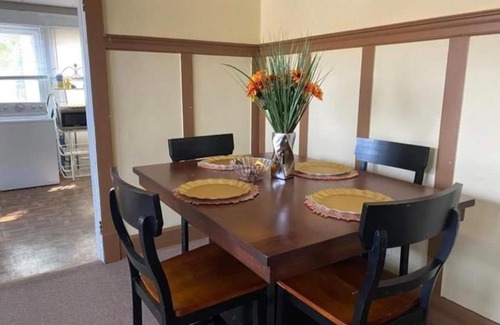 Downtown Indianapolis Chalet De Esquí | Indianapolis Indiana 3 Minutes from downtown fully furnished Beautiful 3 bedroom