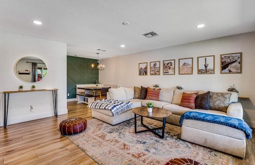 Scottsdale Estates Five Casa | Indianola Adventures