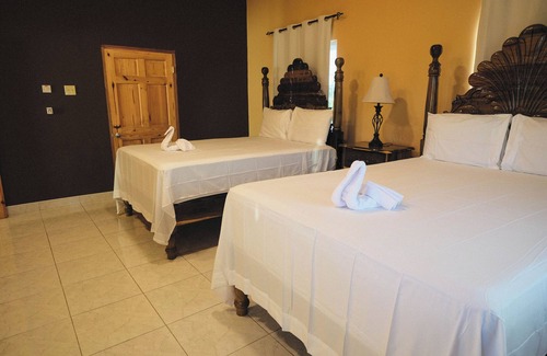 Crane corner Casa | Indigo Beach Villa - Black River
