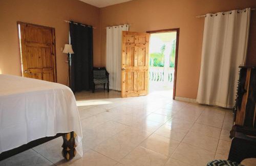 Crane corner Casa | Indigo Beach Villa