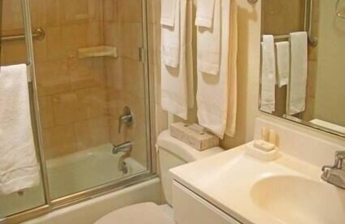 Coachella Complejo | Indio, CA u00b7 COCHELA-2 BEDROOM-SUITE-MUSIC FESTIVAL WEEK!
