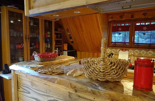 Allos Chalet De Esquí | Individual chalet Resort center