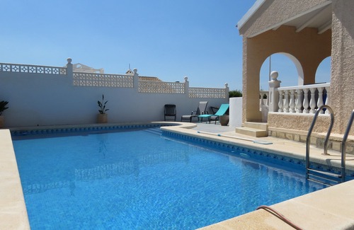 Mazarron Villa | CASA INDIVIDUAL CON PISCINA PRIVADA - HABITACIONES CON AIRE ACONDICIONADO.