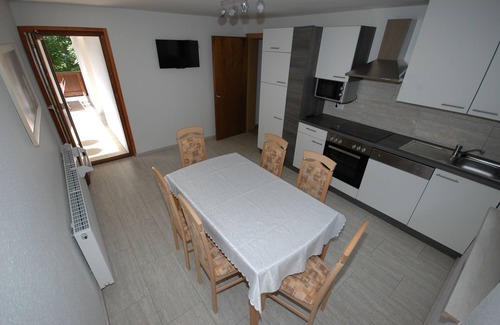 Partenen Casa | Estilo navideño todo el año! Vida idílica en Montafon