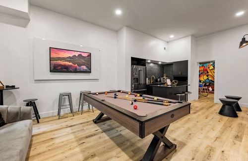 Caton Casa | Two Firefly Mountain Suites w/ Heated Pool, Game Room & Playground for Kids