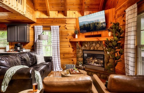 Gatlinburg Cabina | Indoor Pool & Movies - Near DT Gatlinburg