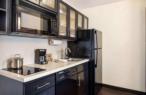 Far North Dallas Apartamento | Indulge in Home-Like Comfort! Pet-Friendly, Near Museum of Biblical Art