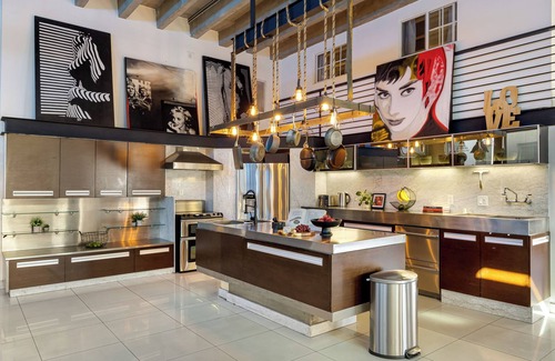 Historic Core Casa | Industrial-Chic DTLA Loft with Rooftop & City Views | Skyline Lofts by AvantStay