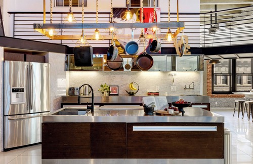 Historic Core Casa | Industrial-Chic DTLA Loft with Rooftop & City Views | Skyline Lofts by AvantStay