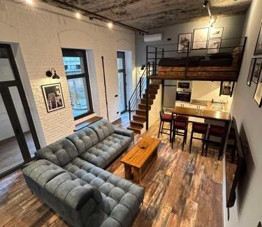 Subotica Apartamento | Industrial Studio