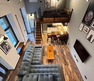 Subotica Apartamento | Industrial Studio