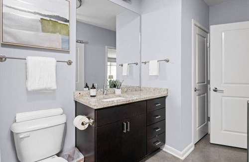Cole-Noble District Apartamento | Indy Monument Circle, Dream 1BR in CozySuites
