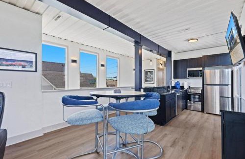 Babe Denny Casa | Indy Stadium Villa 711 T