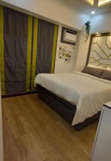 Project 4 Apartamento | Infina towers 2-BR unit w/ Balcony, QC, Manila